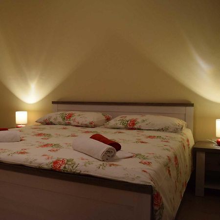 Guesthouse Marko Musalez ภายนอก รูปภาพ